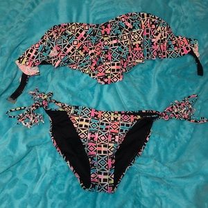 Strapless Patterned Bikini